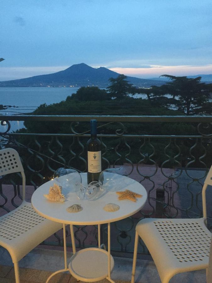 B&B Josephine Sea View Castellammare di Stabia Kültér fotó